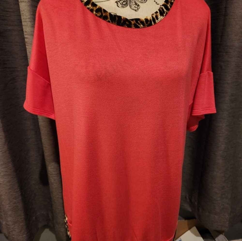 🍁 Women's top